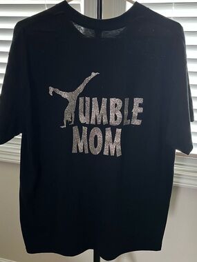 Gildan Black Kids Tee with Silver Glitter 'TUMBLE MOM' Graphic